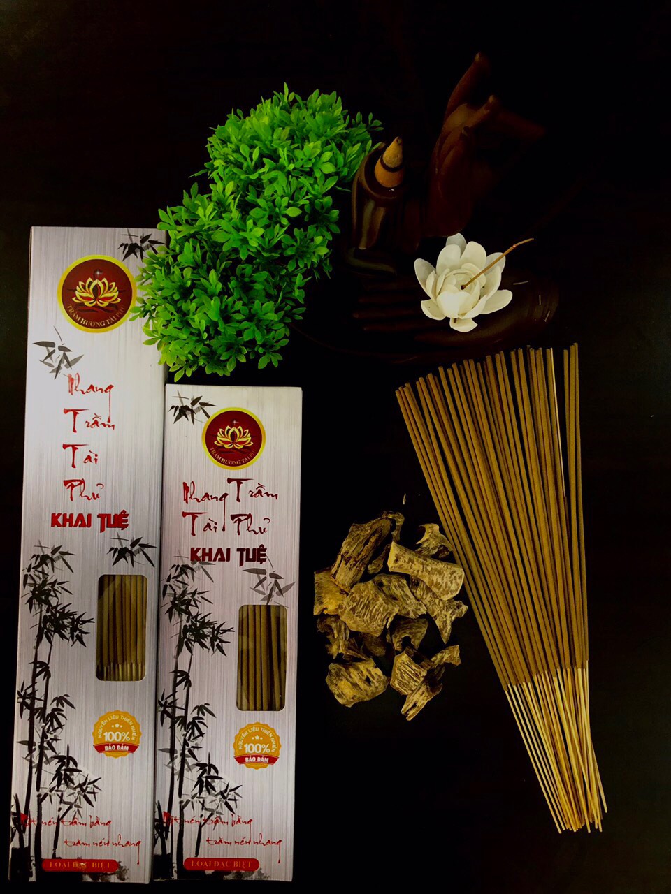 Nhang Trầm Khai Tuệ