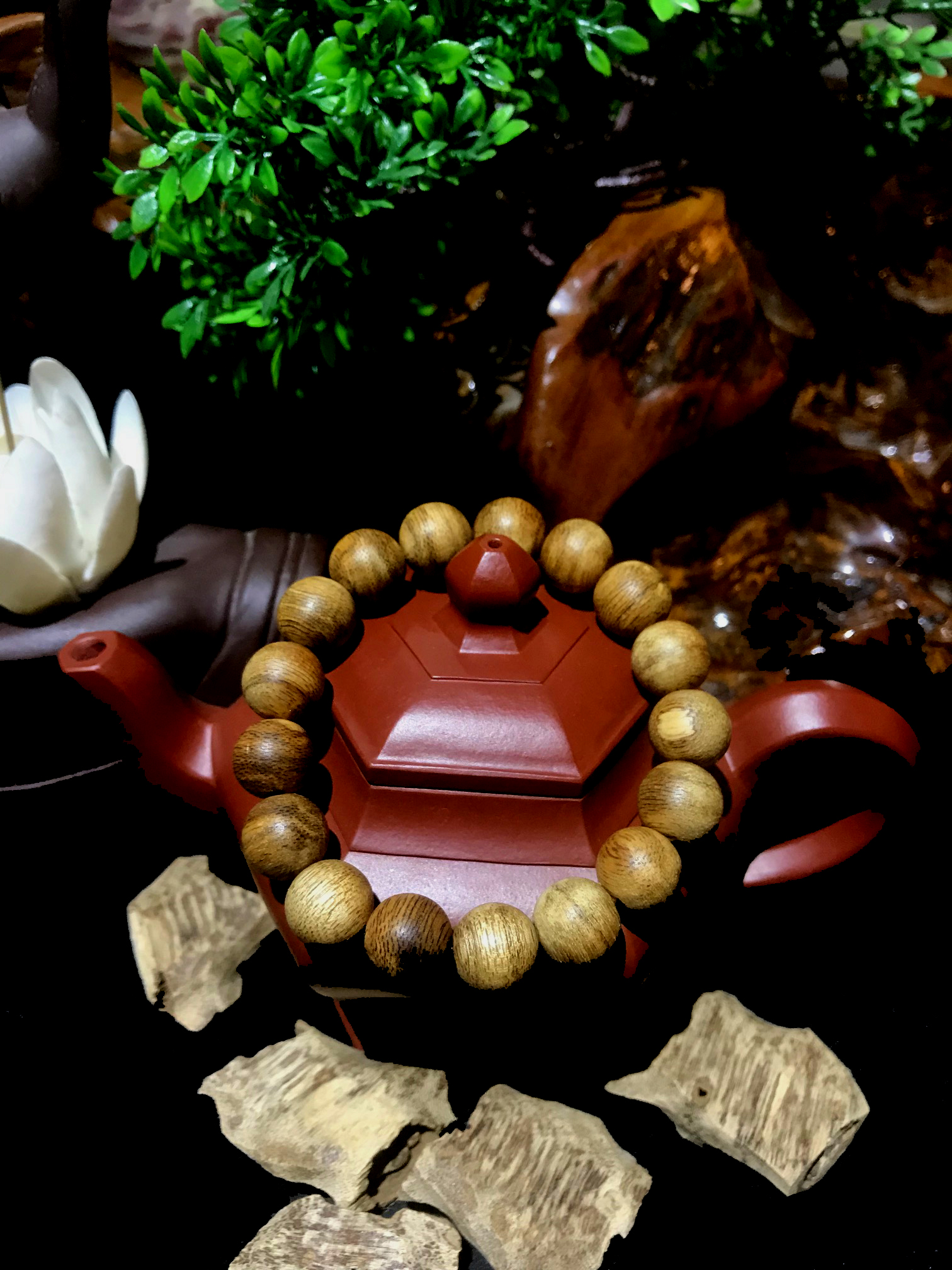 Vòng Tay Trầm Hương Tròn 12 li